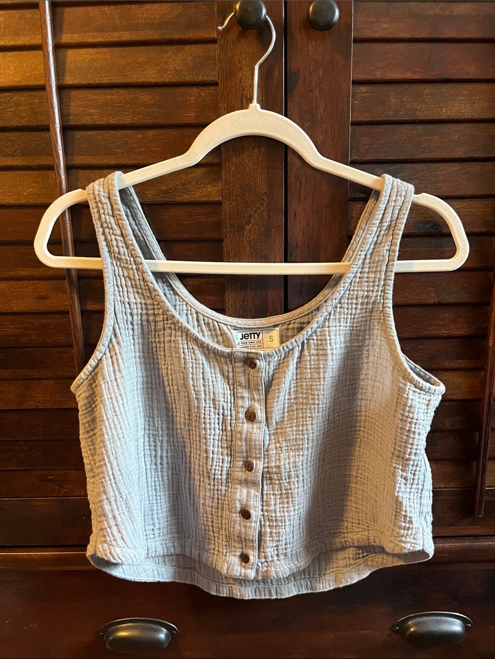 Jetty Light Gray Button-Front Cropped Tank Top